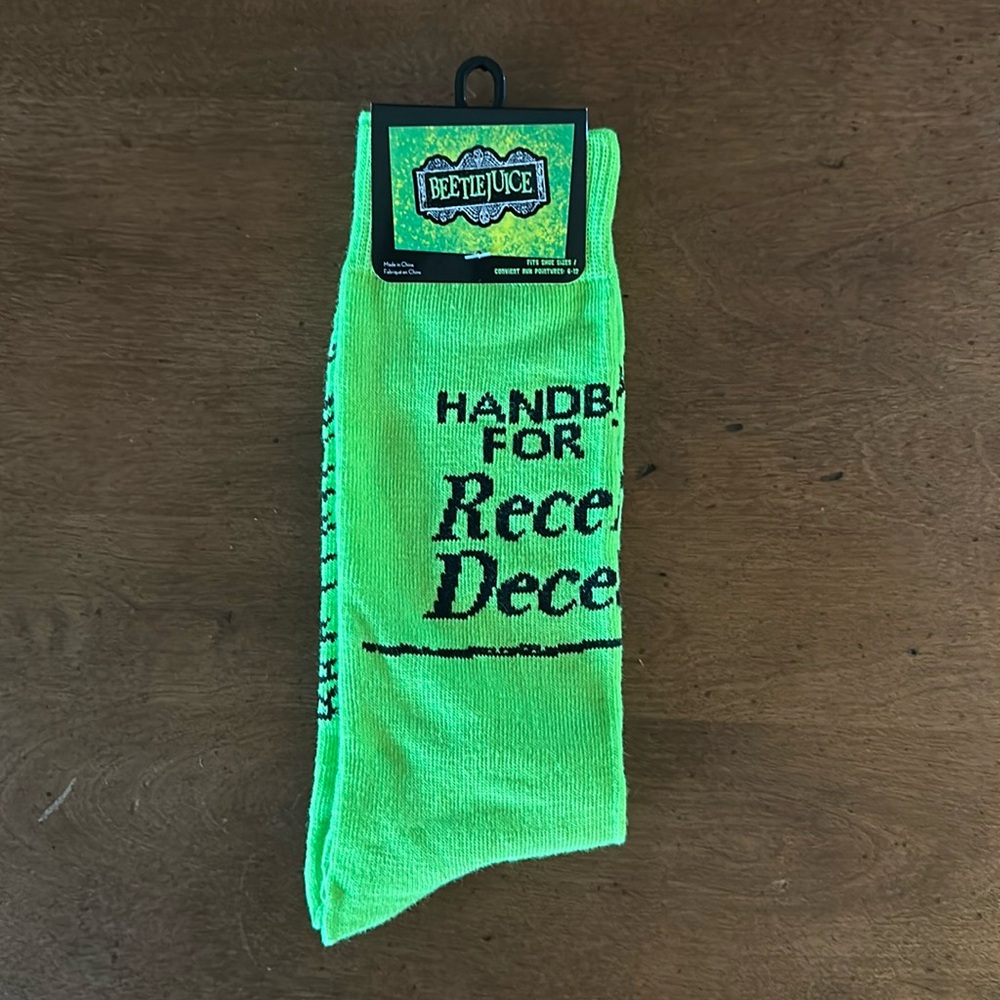 🌵 3/$15 BeetleJuice Lime green novelty socks ( see description)